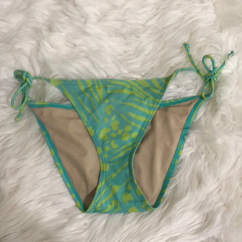 5 for $25🎈 VS swim bottoms